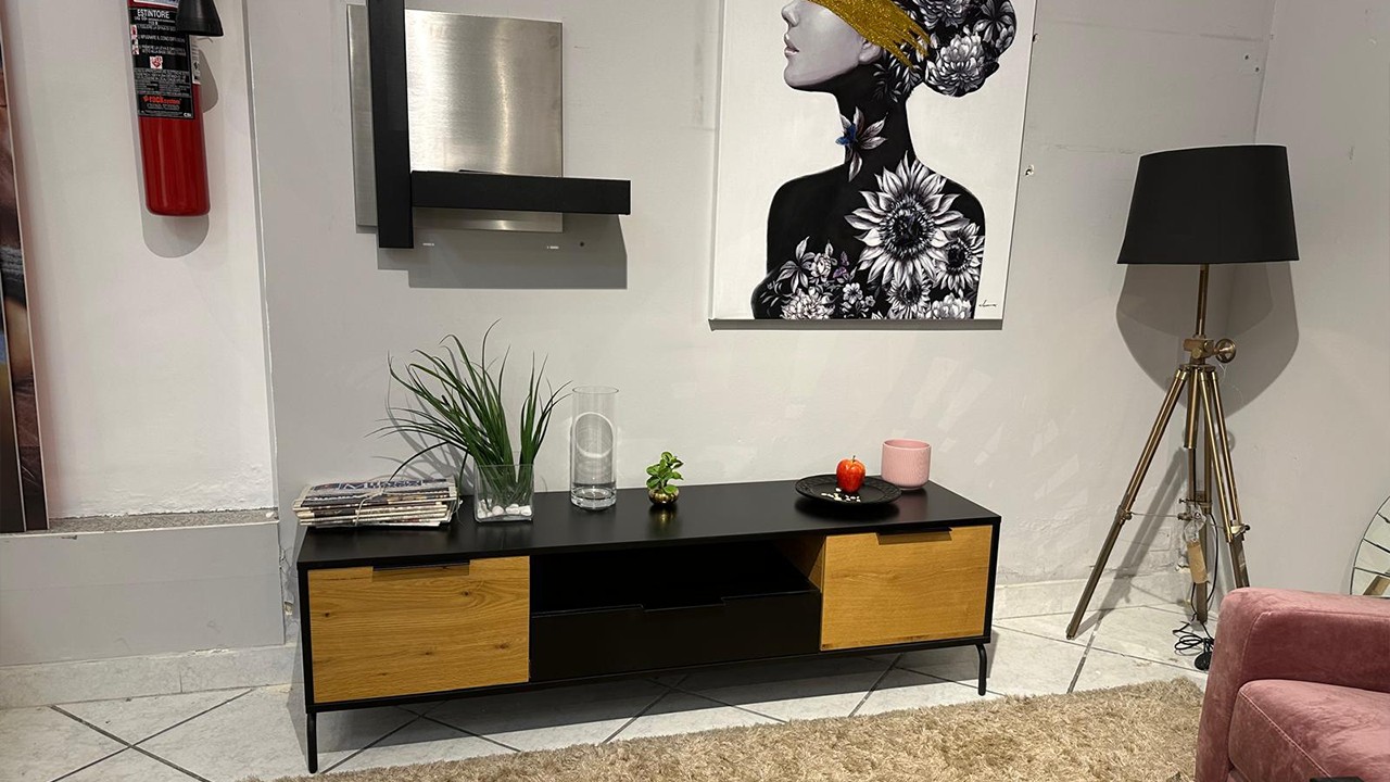 Mobile porta Tv nero e rovere a Modugno