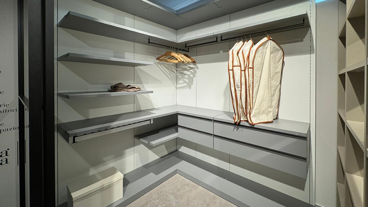 Cabina a cremagliera in promozione