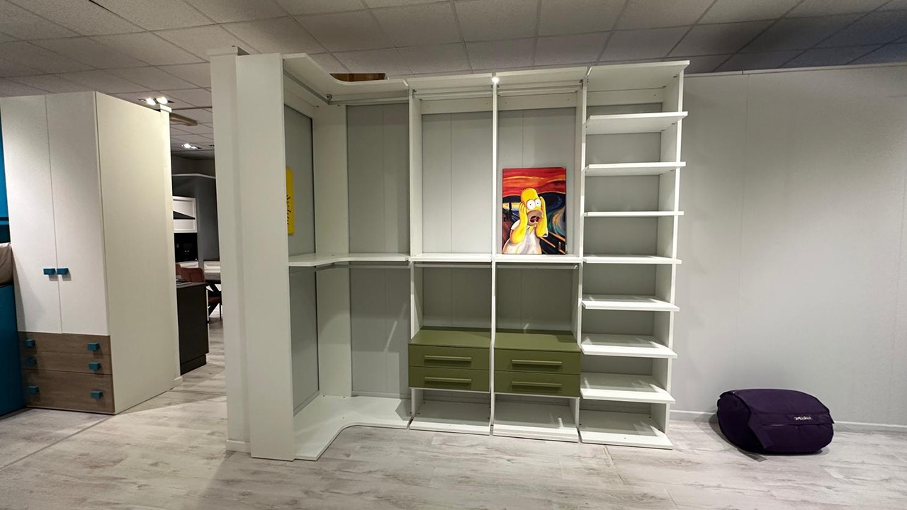 Cabina angolare in finitura frassino bianco