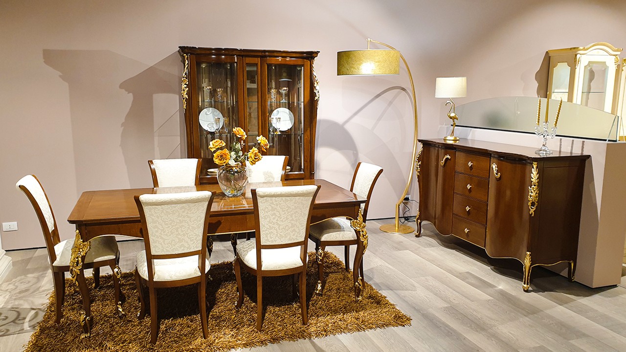 Sala completa in promozione in noce e oro
