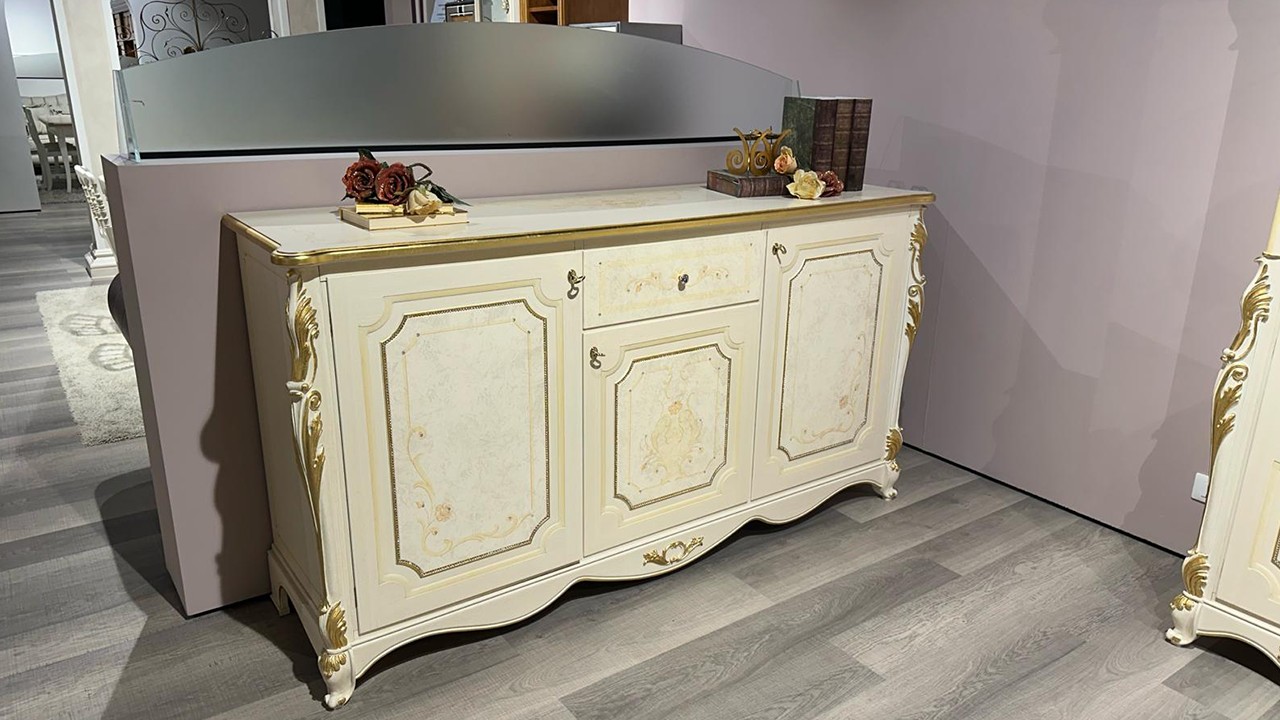 Contromobile classico in promozione patinato avorio